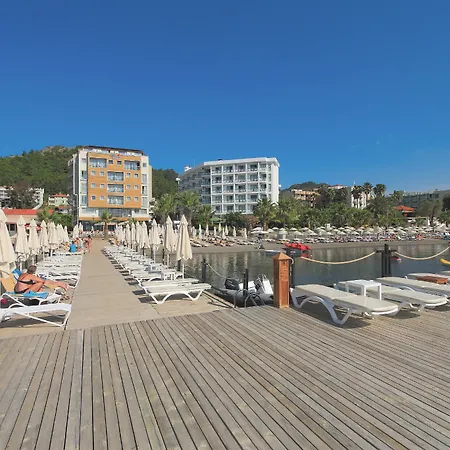 Grand Cettia